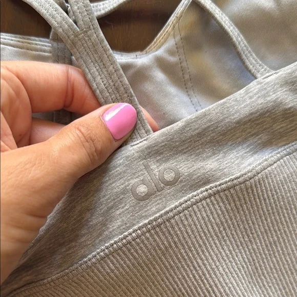 Alo Yoga Lavish Bra - Picture 4 of 5
